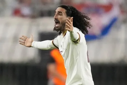 Marc Cucurella destaca en su debut oficial con la selección española