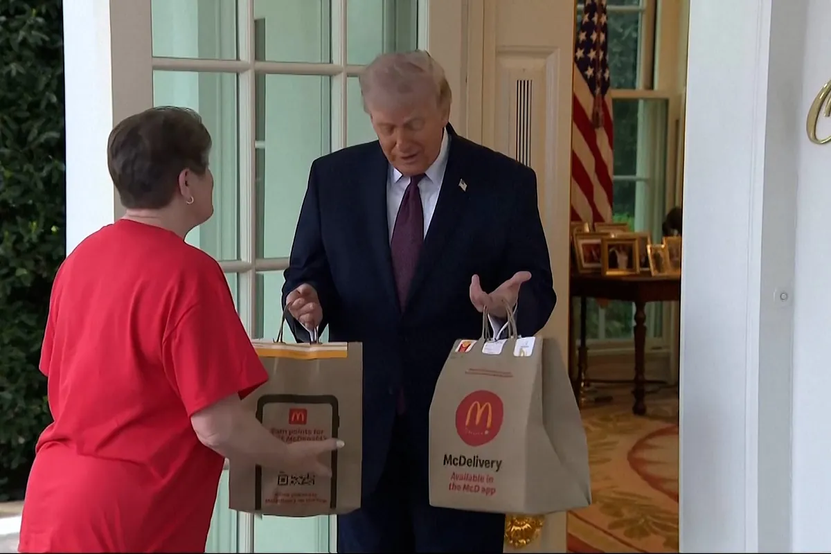 El incómodo momento de esta repartidora de McDonald’s con Trump: "Creo que me votaste, ¿verdad?"