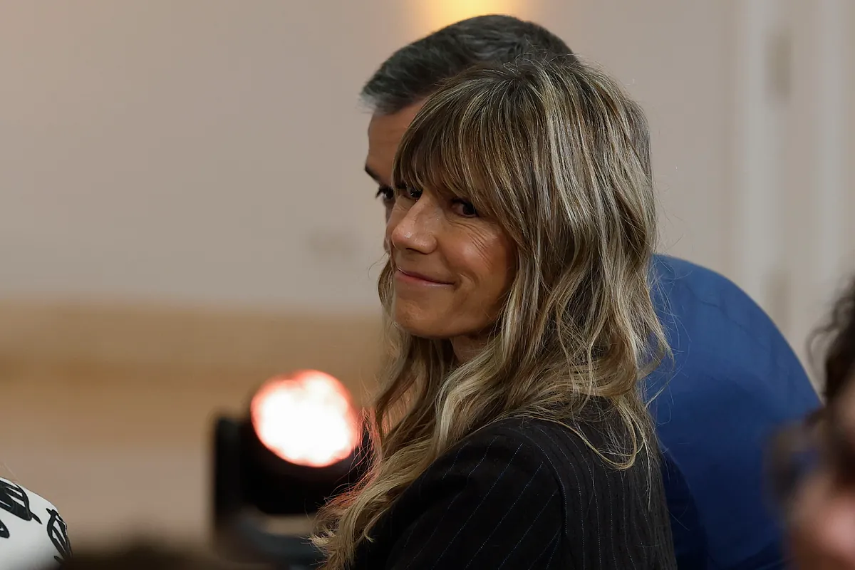 Begoña Gómez pide autorización al juez Peinado para viajar a la cumbre de la OTAN en Ankara y a la graduación de su hija en Londres