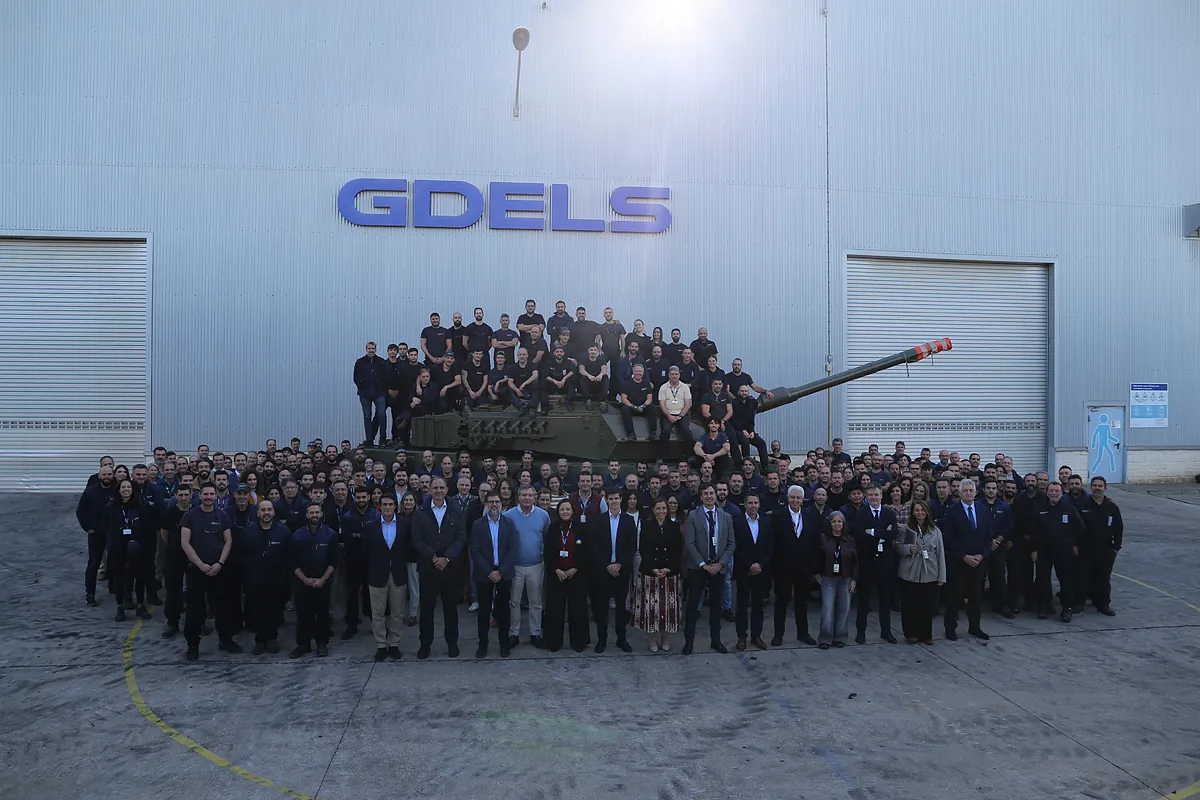 Santa Bárbara evita una guerra total con Indra, pero justifica su recurso contra los macrocontratos de artillería: "Que no tienen capacidad es algo objetivo"