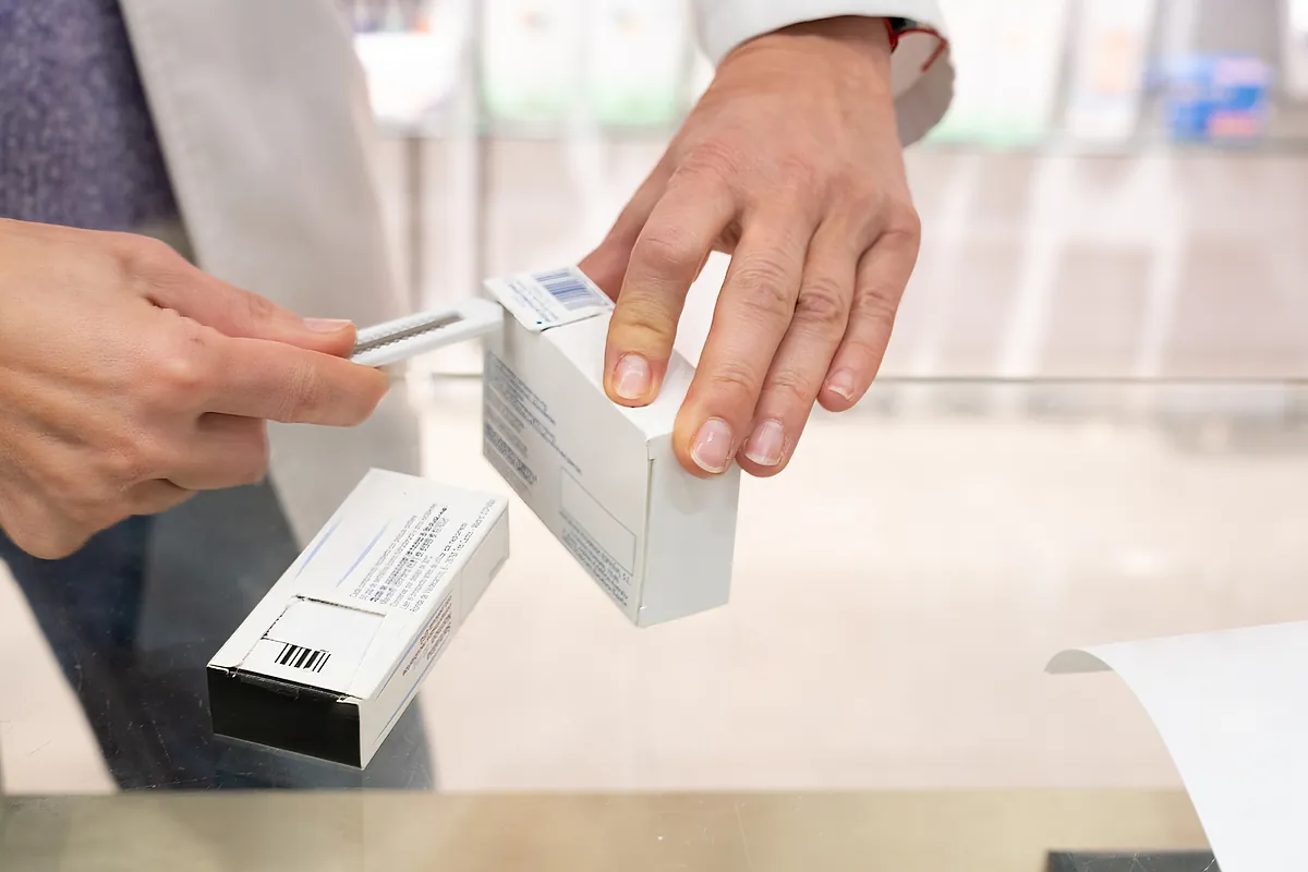 El cupón precinto en las farmacias tiene sus días contados: Sanidad arranca la verificación digital de medicamentos