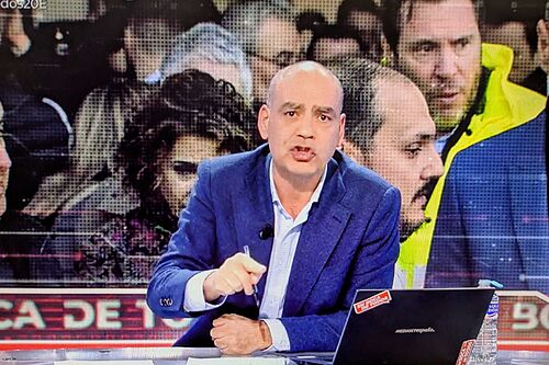 Nacho Abad explota en directo tras un fuerte enfrentamiento con un sindicalista ferroviario: "�A m� no me da lecciones ni Dios!"