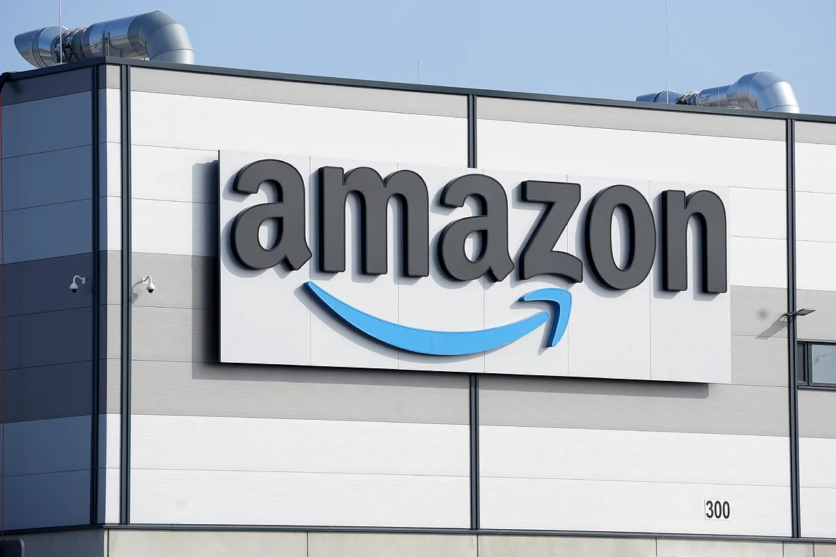 Fiscales de EEUU demandan a Amazon por "manipular" su sistema de cobros a anunciantes