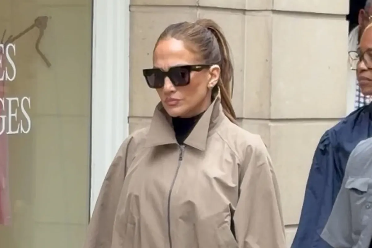 Jennifer Lopez sufrió una grave crisis de salud tras trabajar "98 días seguidos": "De repente, no podía ver"