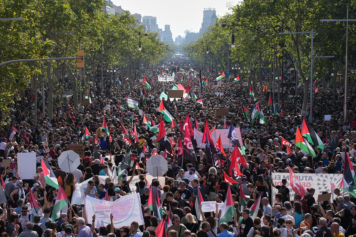 Última hora del plan de Trump para Gaza, en directo | Miles de personas se manifiestan en Barcelona en apoyo a Palestina