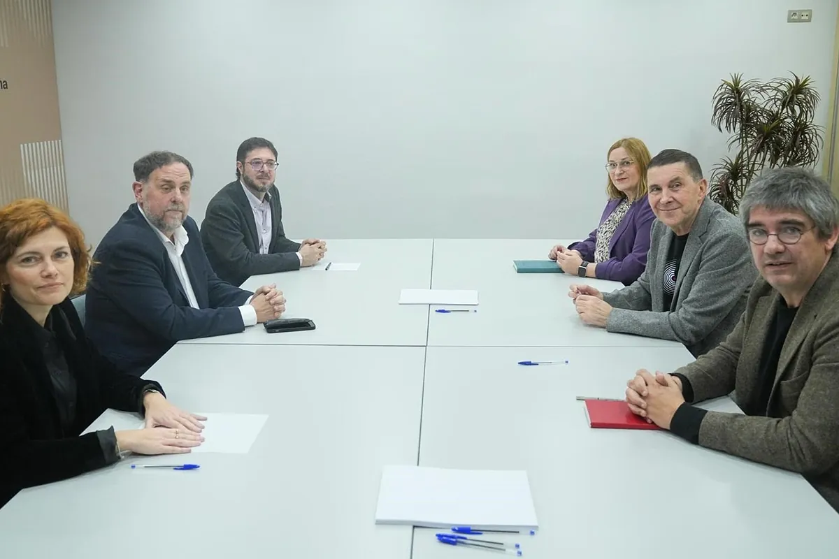 ERC y EH Bildu se conjuran para "impulsar un modelo de Estado plurinacional que reconozca a Cataluña y Euskal Herria como naciones"