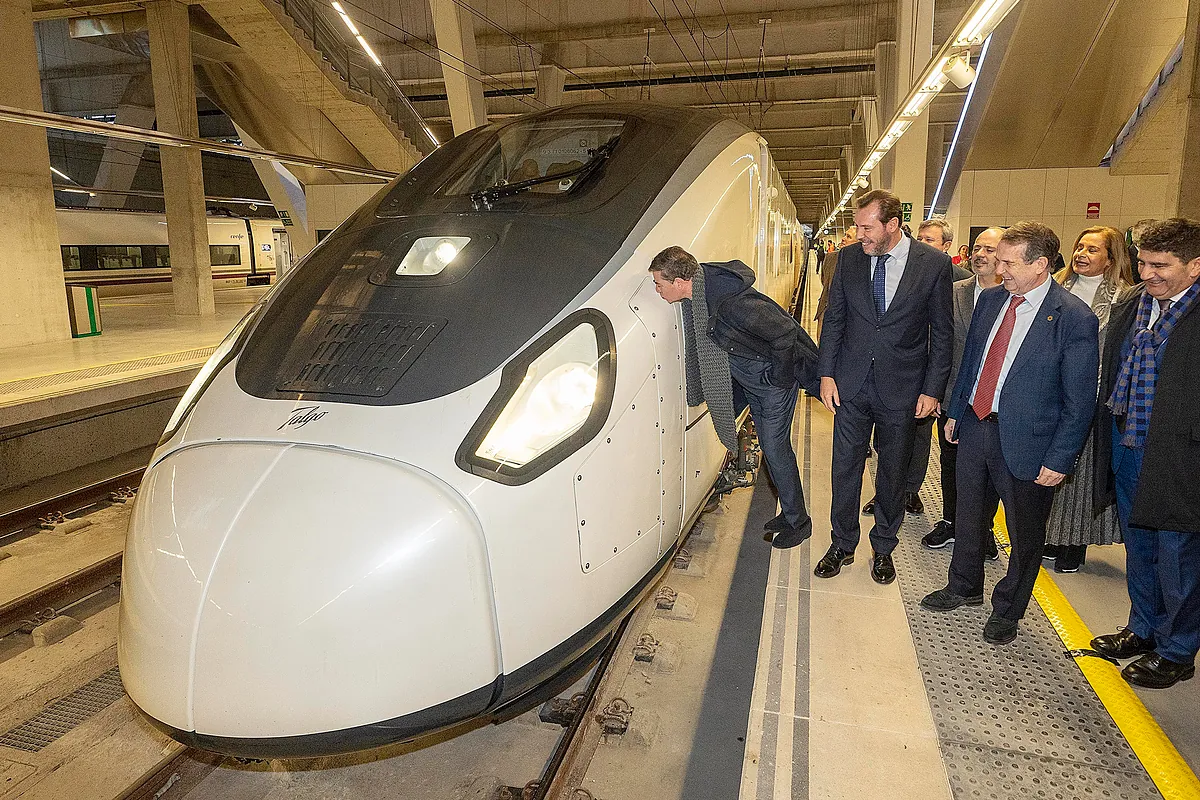 El Gobierno oculta la identidad de los compradores de los trenes de Renfe y alega confidencialidad en 40 operaciones