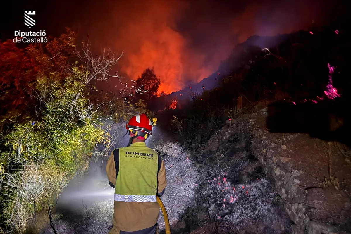 El incendio de Soneja sigue activo tras quemar 181 hectáreas mientras se investigan las causas "no naturales"