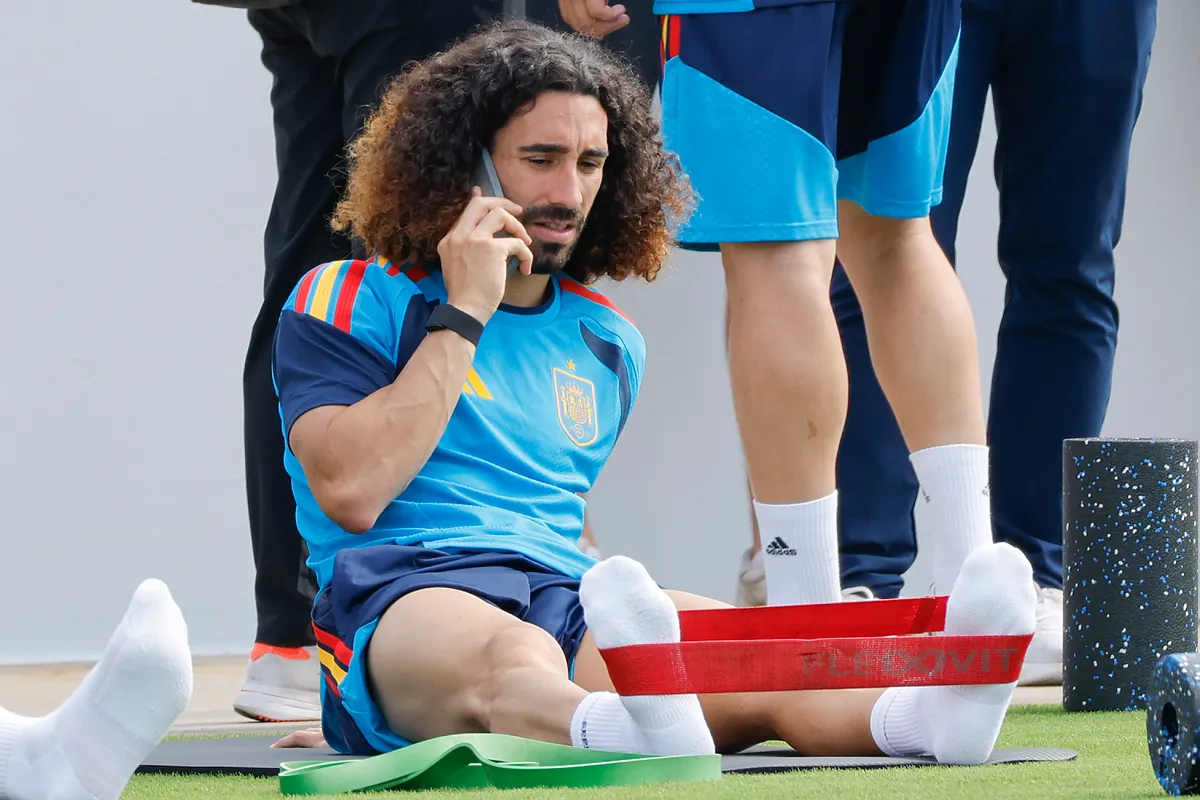 El Real Madrid anuncia el fichaje de Cucurella por seis temporadas