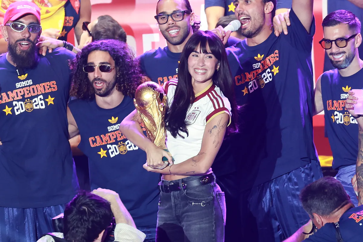 La historia real detrás de 'Superestrella', escrita por la compositora favorita de Shakira y ensalzada por la Selección Española