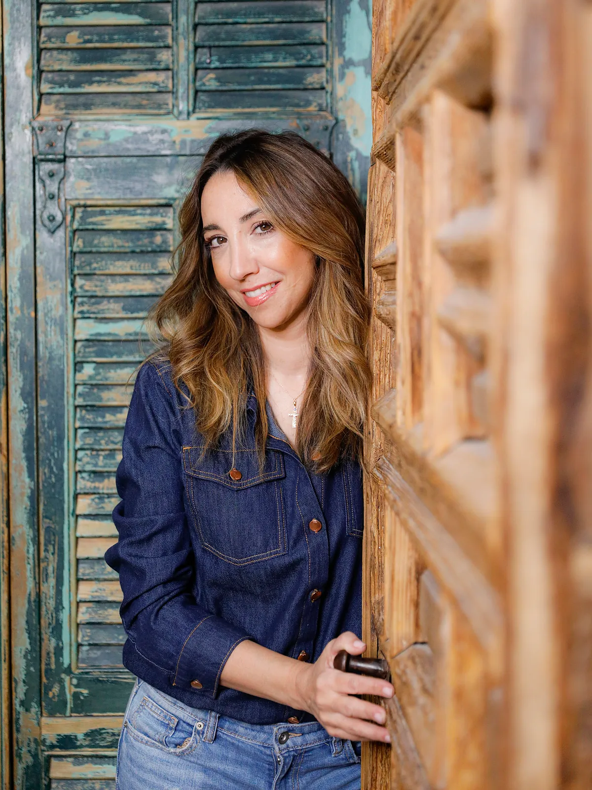 Nadia Barrientos, la emprendedora salmantina que conquista Madrid con sus peluquerías: "Me gustaría meterle la tijera a las infantas Leonor y Sofía, a Demi Moore y Carmen Maura; creo que sería interesante charlar con ellas durante el corte"