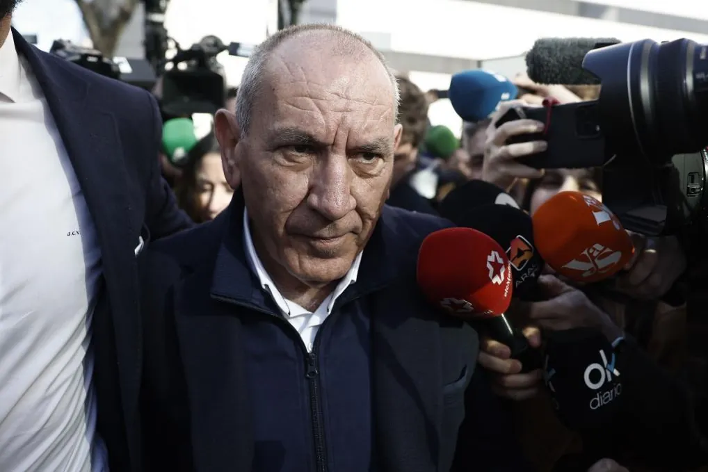 Savcılık, kendisini cinsel saldırıyla suçlayan müfettişten eski emniyet operasyon şefi hakkında uzaklaştırma kararı verilmesini gerekli görmüyor: “Ben onun avıydım”