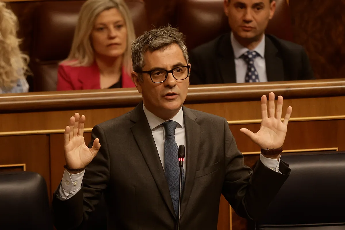 Félix Bolaños subraya que la investigación sobre Zapatero es "embrionaria" y "de simples indicios"