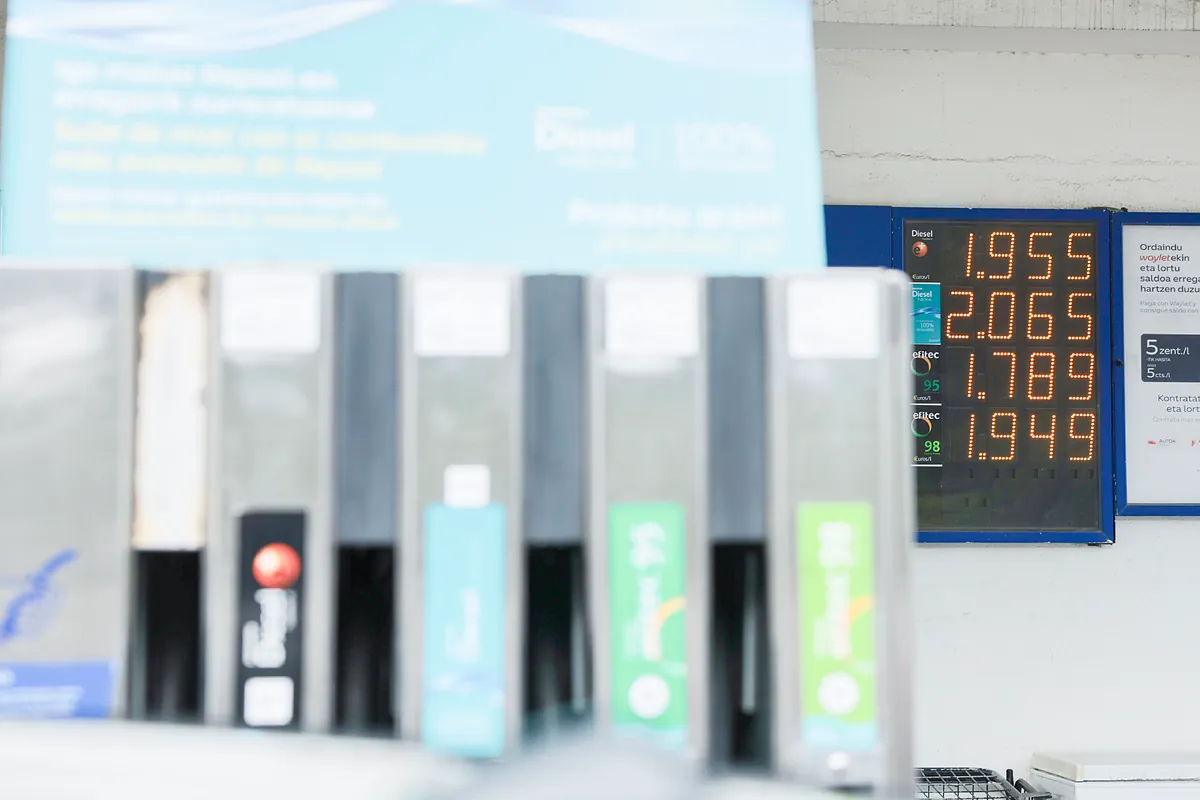 La AIE anuncia la liberación "inmediata" de las primeras reservas de petróleo para frenar la escalada de precios ante la guerra en Oriente Próximo