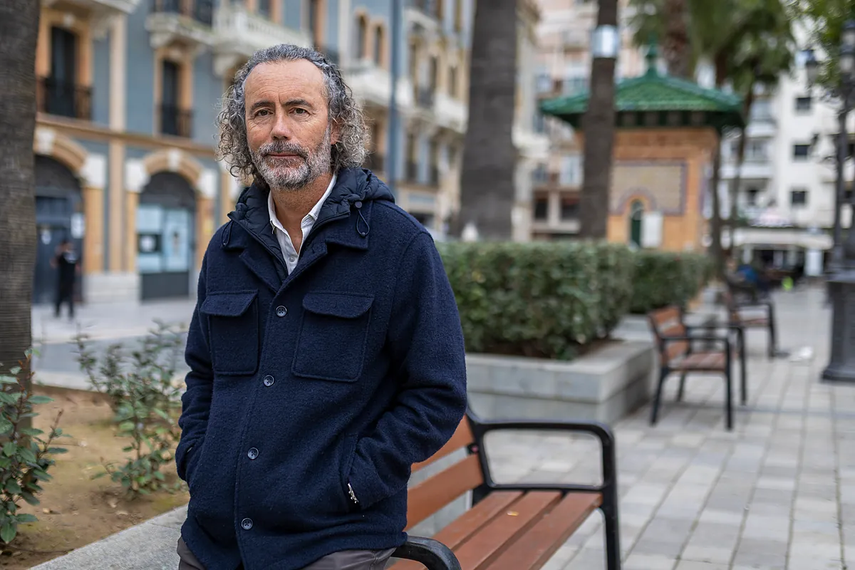 Las víctimas del choque de Adamuz ven "intención de ocultar pruebas" en la retirada de material por Adif sin permiso y anuncian que irán a los tribunales