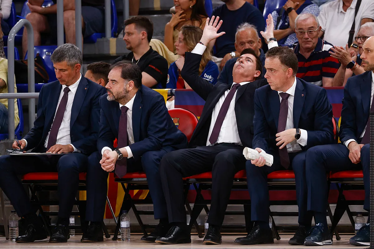 "Hemos hecho el ridículo": el Barça se hunde ante el Valencia y se complica su camino en los playoffs