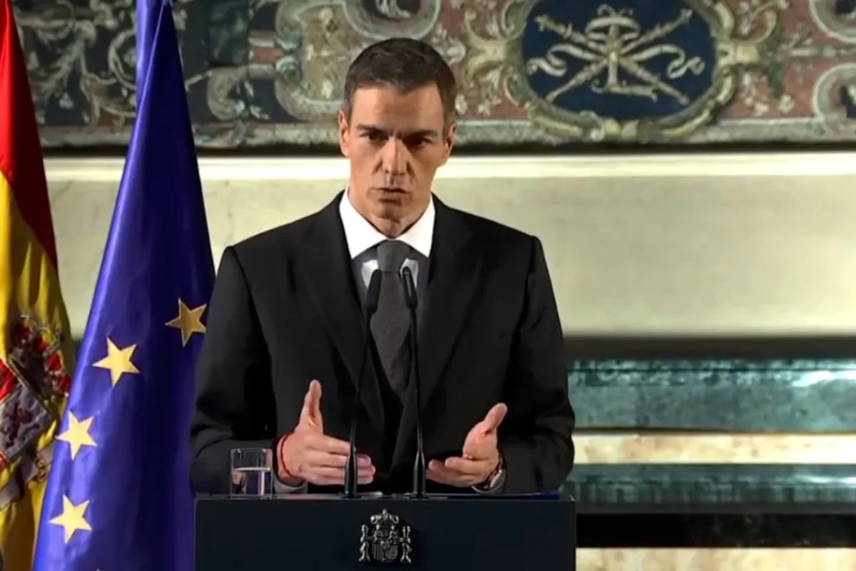 Sánchez reitera todo su apoyo al presidente Zapatero