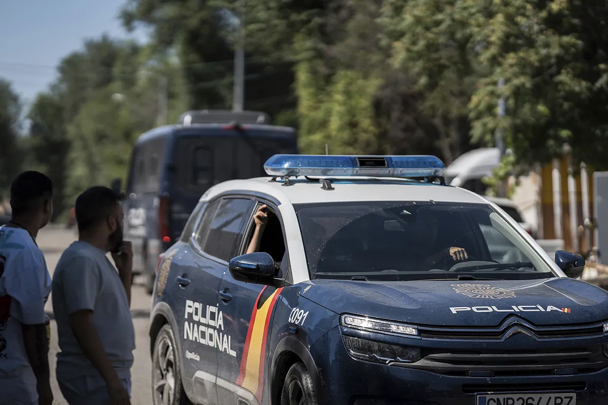 Detenido un hombre por 13 robos en viviendas del centro de Madrid a las que accedía de una patada