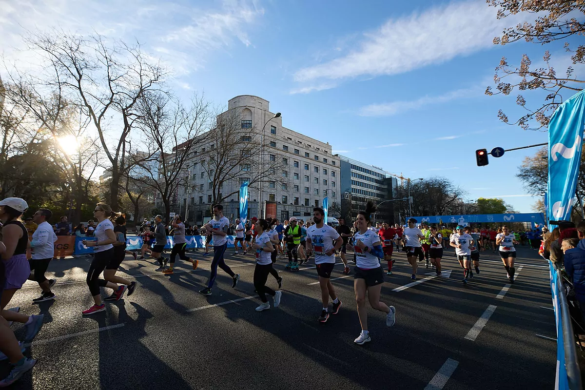 Madrid se vuelca con el 25 aniversario del Movistar Medio Maratón: 28.000 corredores toman el centro de la capital