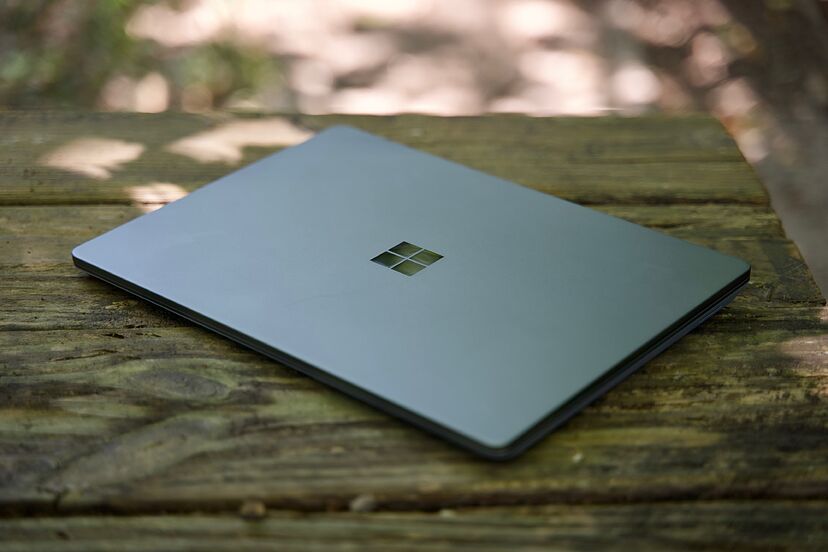 Microsoft Surface ® Laptop Go 2 16560323020299.jpg