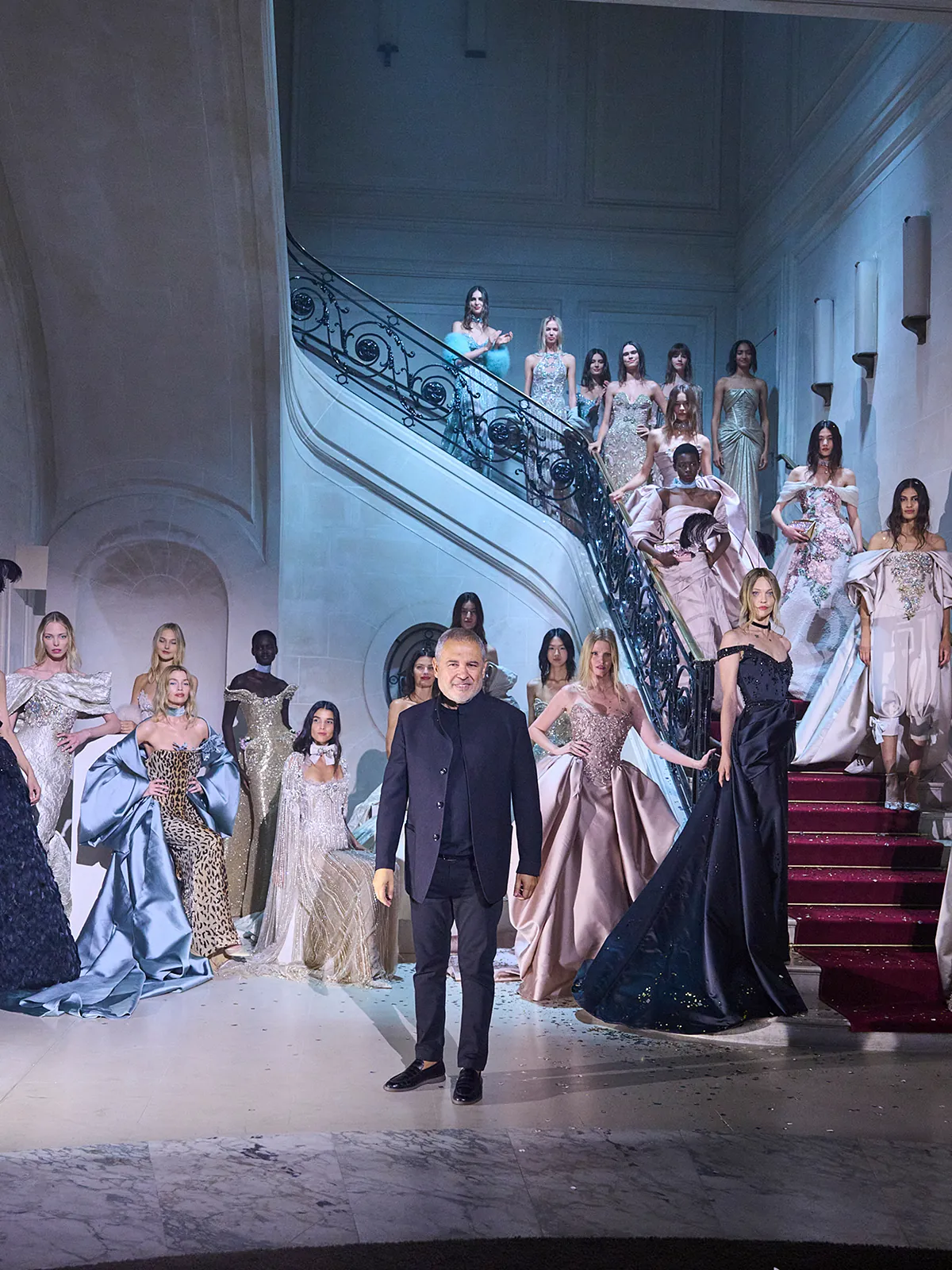 Elie Saab, el gran señor de las alfombras rojas: "Mi papel es hacer que la mujer esté aún más guapa, no disfrazarla"
