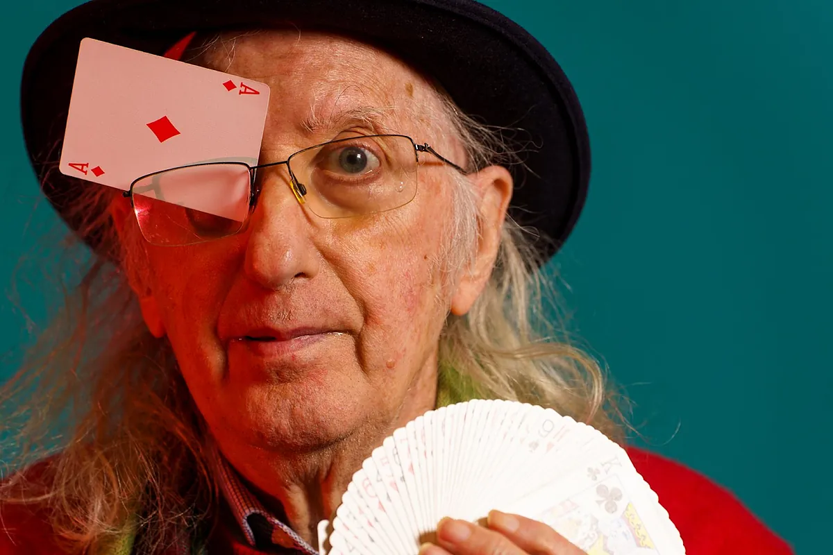 Muere Juan Tamariz a los 83 años, considerado uno de los mejores del mundo y leyenda de la magia