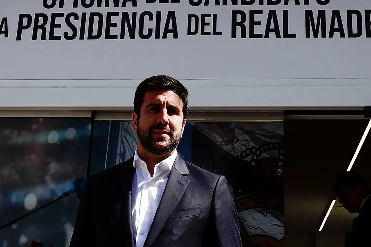 Riquelme pide a Florentino debatir "las veces que sean necesarias"