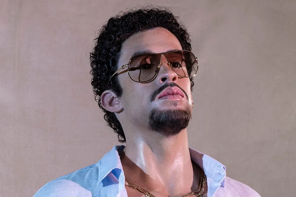 Bad Bunny se hace eterno en Madrid: así es su figura que ya puedes visitar en el Museo de Cera