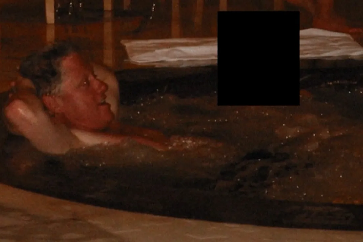 Bill Clinton, Michael Jackson y Mick Jagger protagonizan las nuevas fotos del caso Epstein