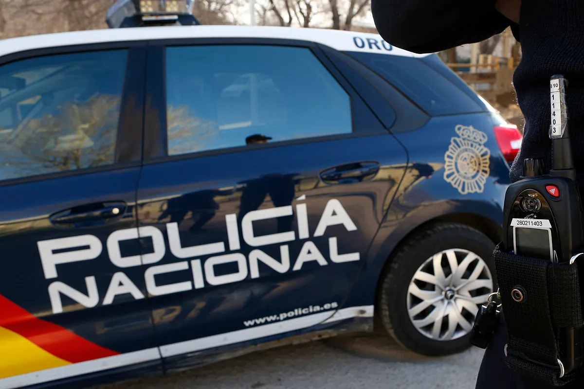 Detenido un joven por apuñalar a tres menores tras una reyerta a la salida de una discoteca en Coslada