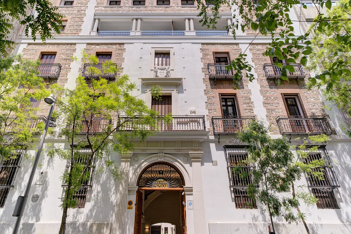 El exclusivo ático del palacete en el que vivió Valle-Inclán sale a la venta por casi 11 millones de euros