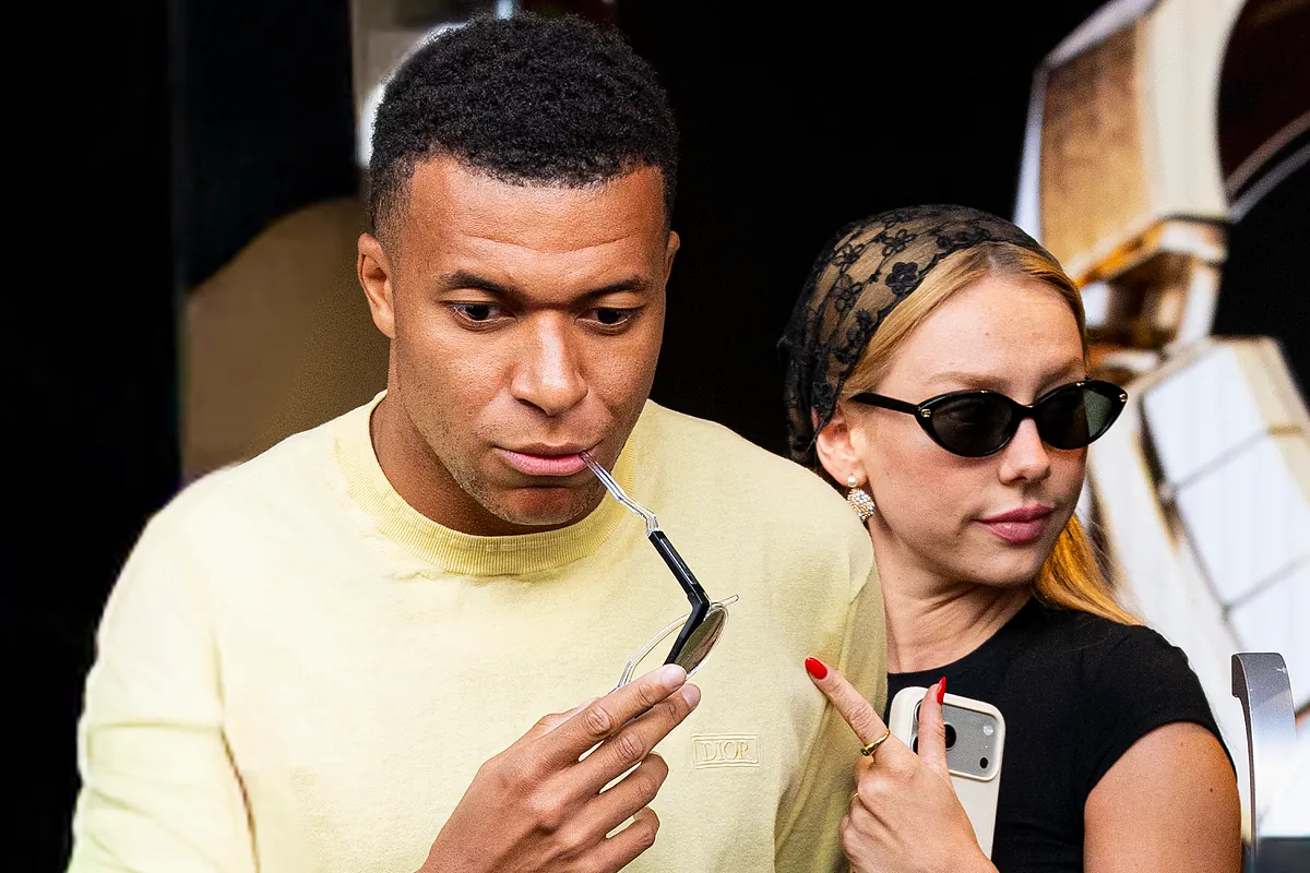 Kylian Mbappé: un hat-trick después de un idílico y lujoso verano en yate con Ester Expósito
