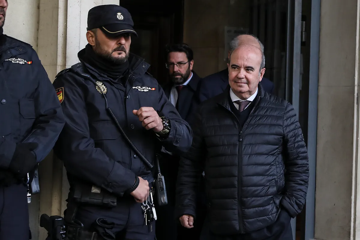 El virrey Zarrías, el eslabón de todas las corrupciones del PSOE de los ERE a las cloacas