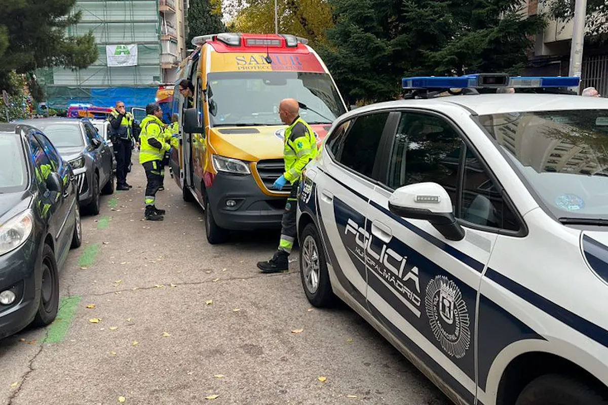 VÍDEO: Una mujer muere tras precipitarse desde un edificio con sus dos ...