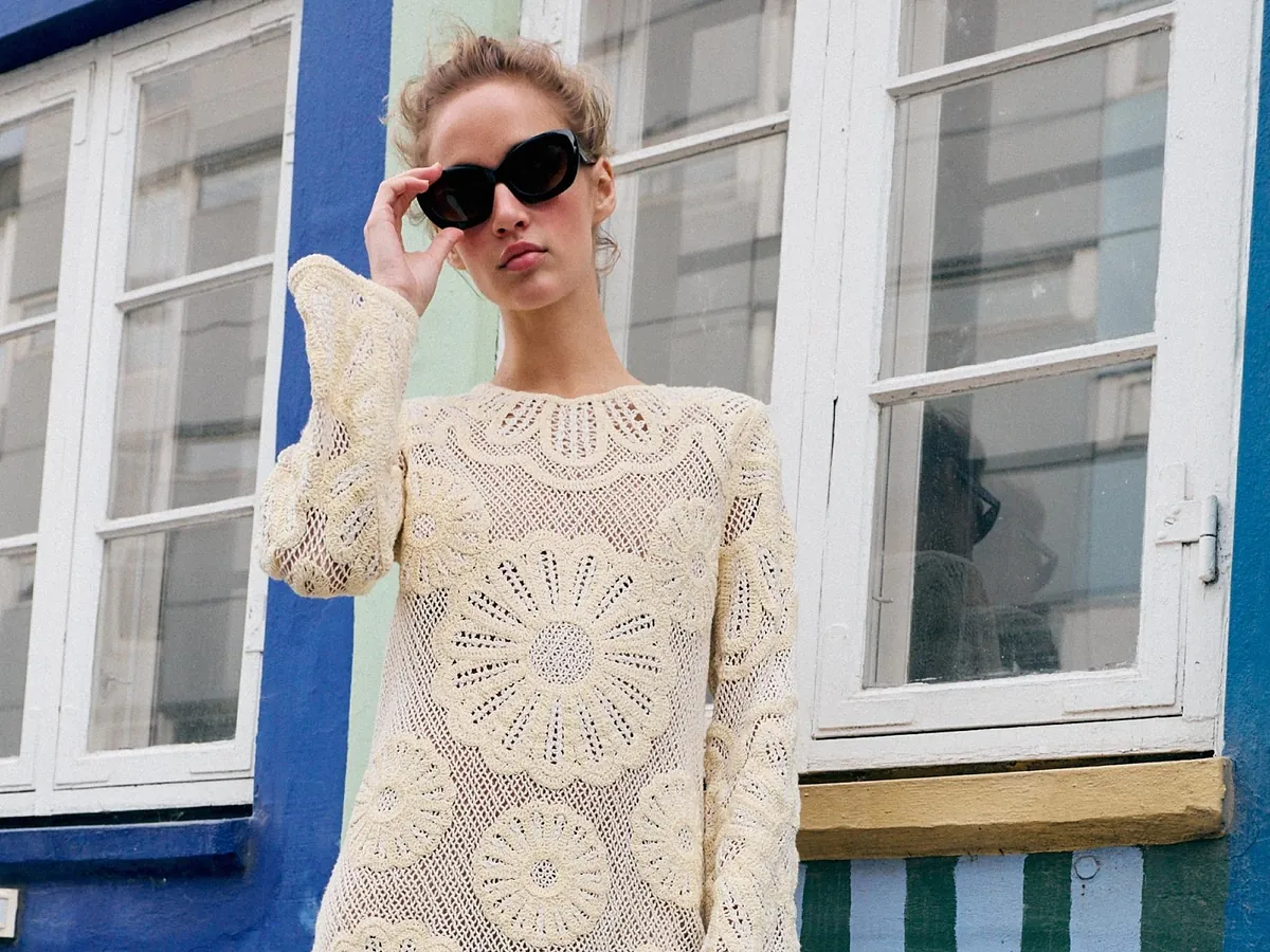 Entrar a Zara a por una chaqueta y salir con estos elegantes 8 vestidos y conjuntos de crochet para llevar con sandalias y causar sensación este verano