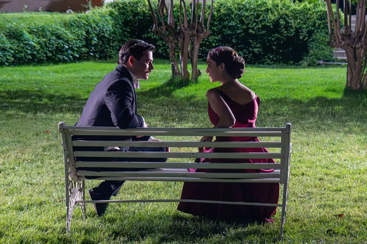 Avance de 'La Promesa', capítulo del martes 21 de julio: Manuel y Julieta se besan en su cita secreta