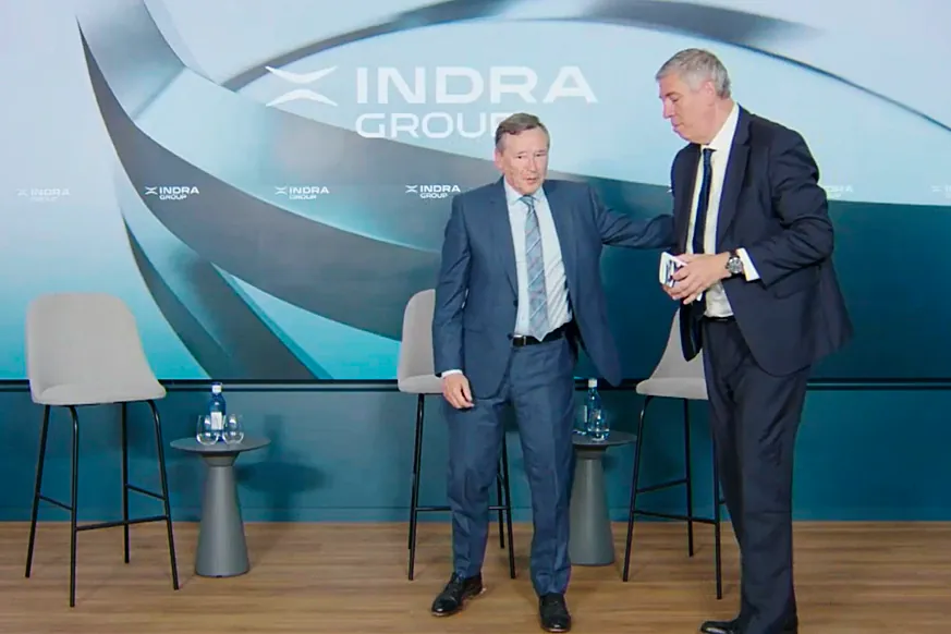 Los jefes de Indra, a la plantilla: "Aquí hay mucho salseo. Hay que llevar a la empresa a una escala europea. O todos o ninguno"