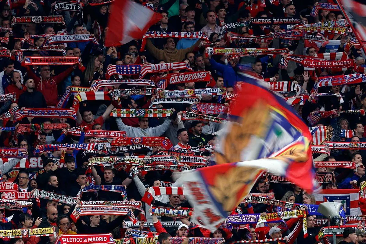 Un abonado del Atleti falleció por una parada cardiorrespiratoria en el acceso al estadio