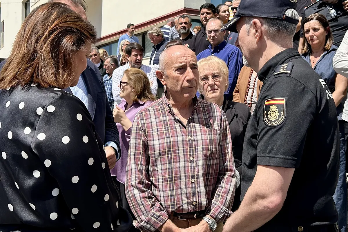 Un hermano del guardia civil muerto en Huelva persiguiendo una narcolancha carga contra el Gobierno: "Se los quieren quitar de encima"