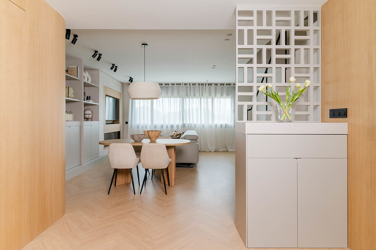 La reforma ha revitalizado el sal�n comedor aport�ndole luz. El...