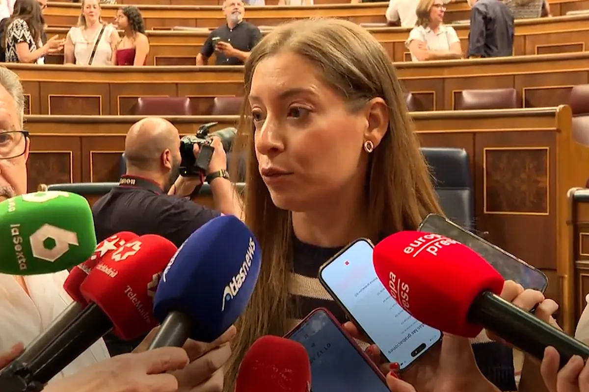 Ester Muñoz, portavoz del PP en el Congreso, acusa a Zapatero de mentir