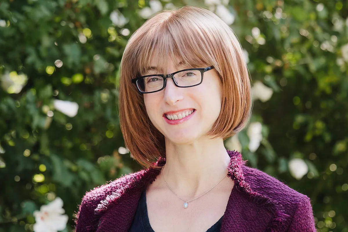 La vida tranquila con su marido, sus hijos y su gato de la autora de La asistenta, Freida McFadden