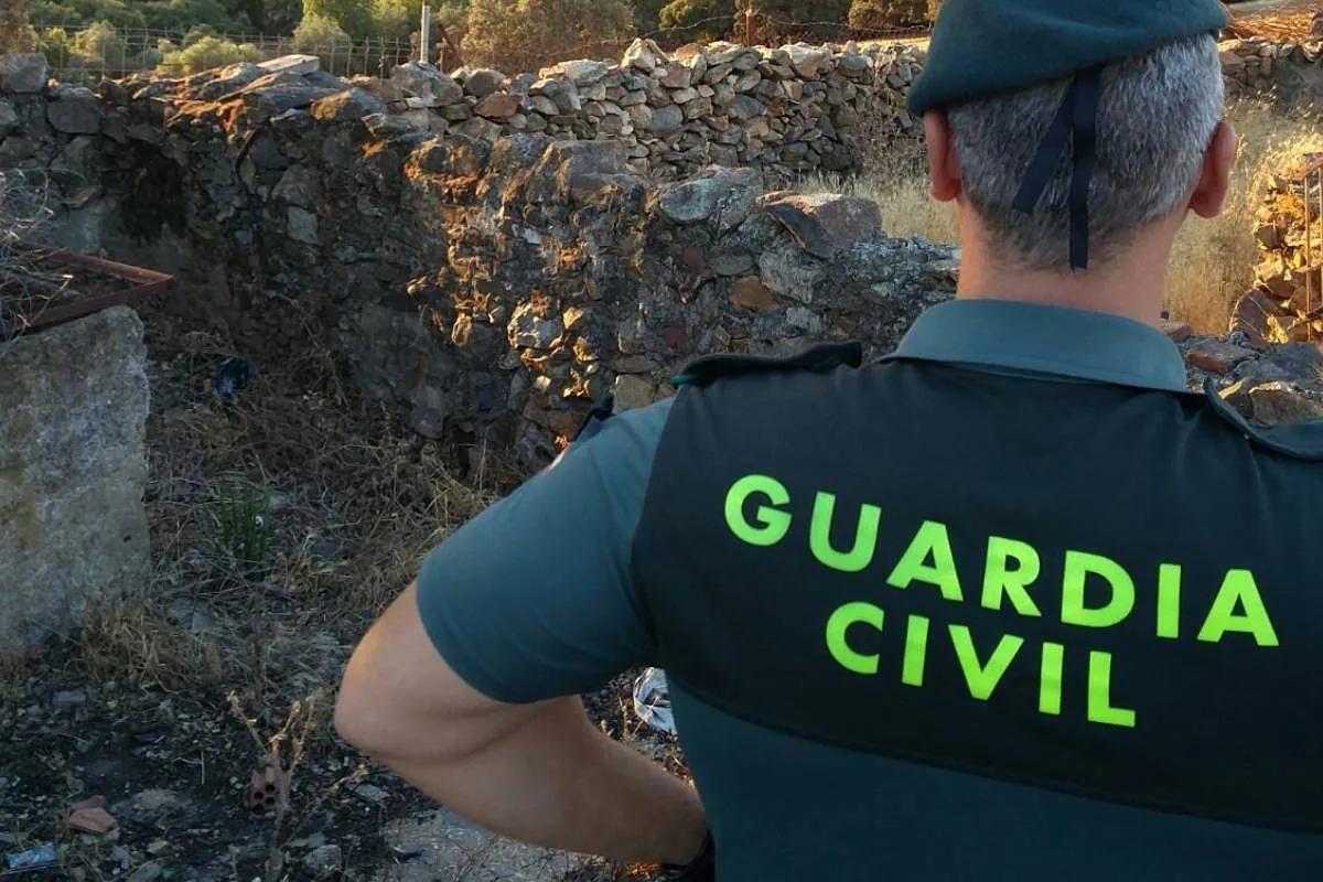 Quesada'da şiddet izleri taşıyan bir kadının cansız bedenini buldular (Ocak)