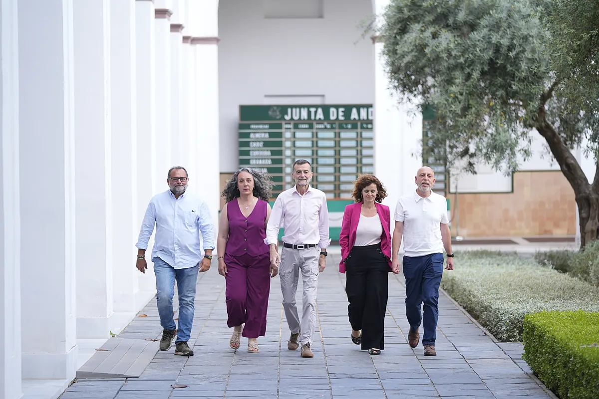 Montero y Maíllo censuran el "silencio y la opacidad" de Juanma Moreno tras el 17-M y le piden que "mueva ficha" ya para la investidura