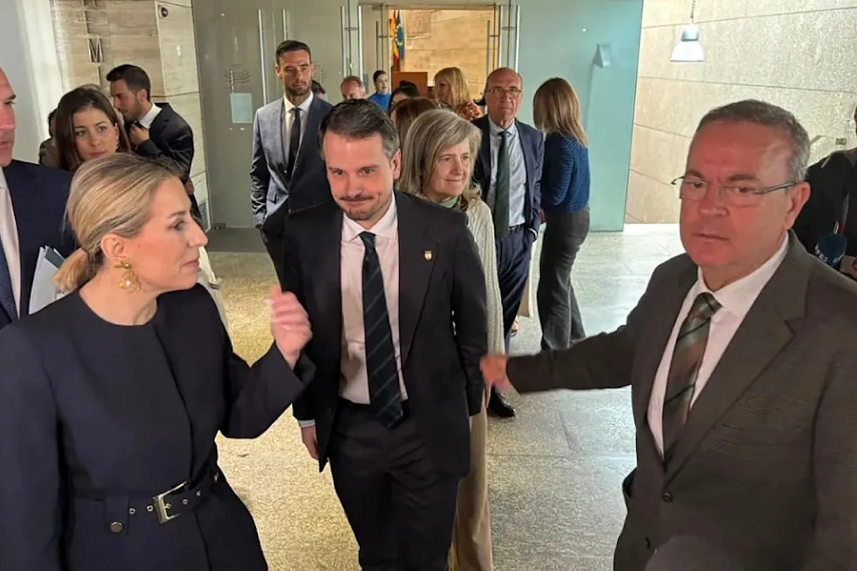 Guardiola sufre un segundo revés de Vox, mientras Abascal enfría la repetición electoral