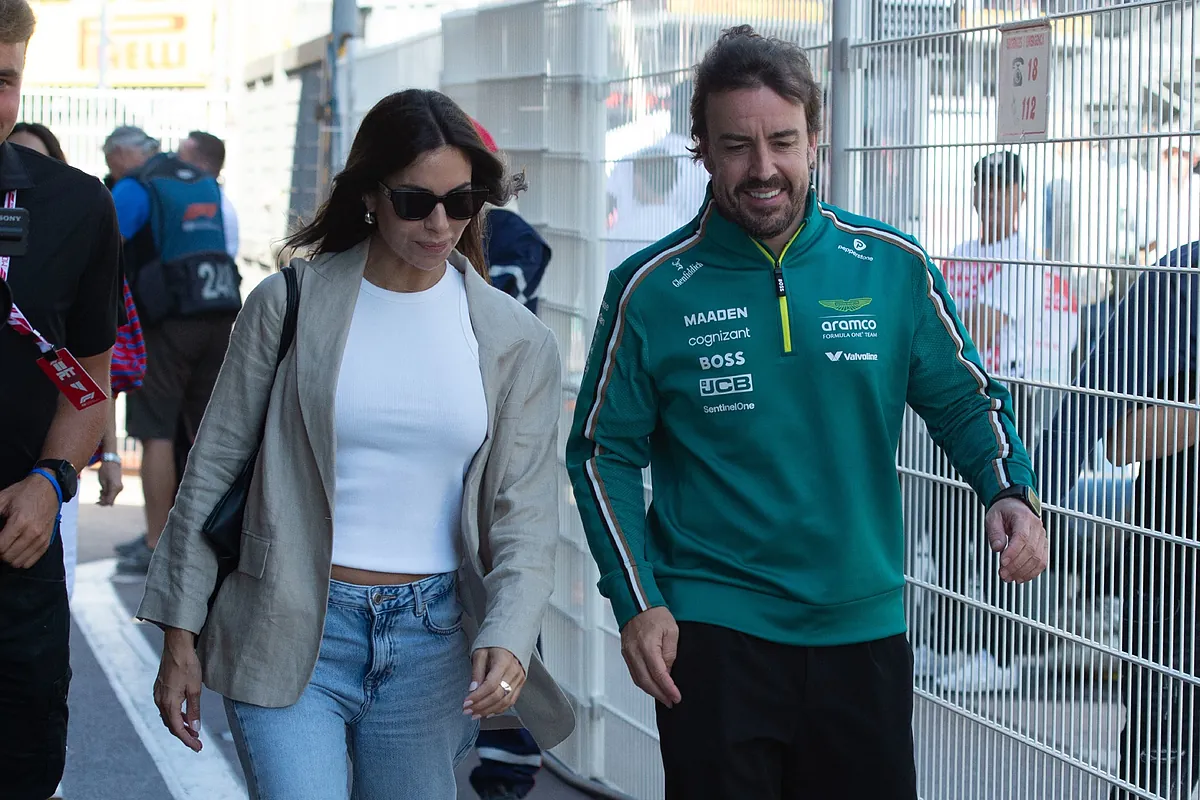 Fernando Alonso: padre en un complicado arranque de temporada pero con más de 260 millones y cuatro casas
