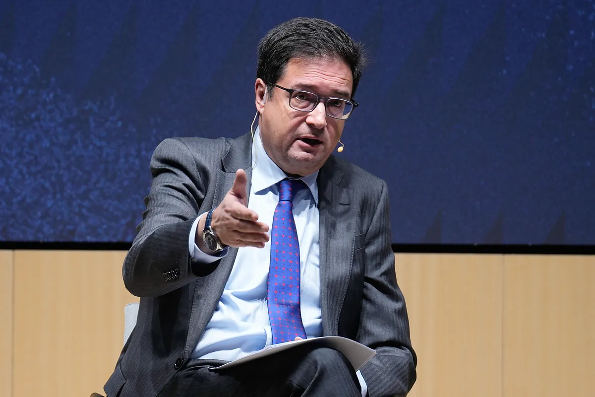 España buscará negociar la gran ley de simplificación digital europea: "Sería un mensaje desastroso que la primera ley de IA del mundo fuera para atrás"