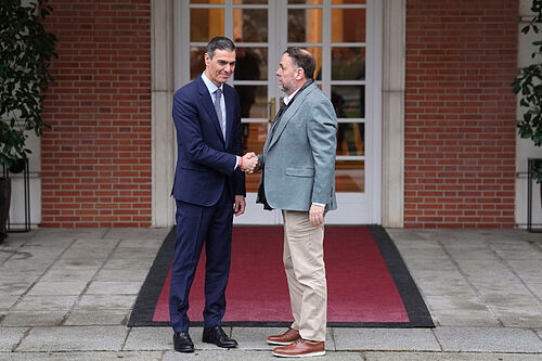 S�nchez se reuni� en dos ocasiones en secreto con Junqueras para negociar la financiaci�n auton�mica