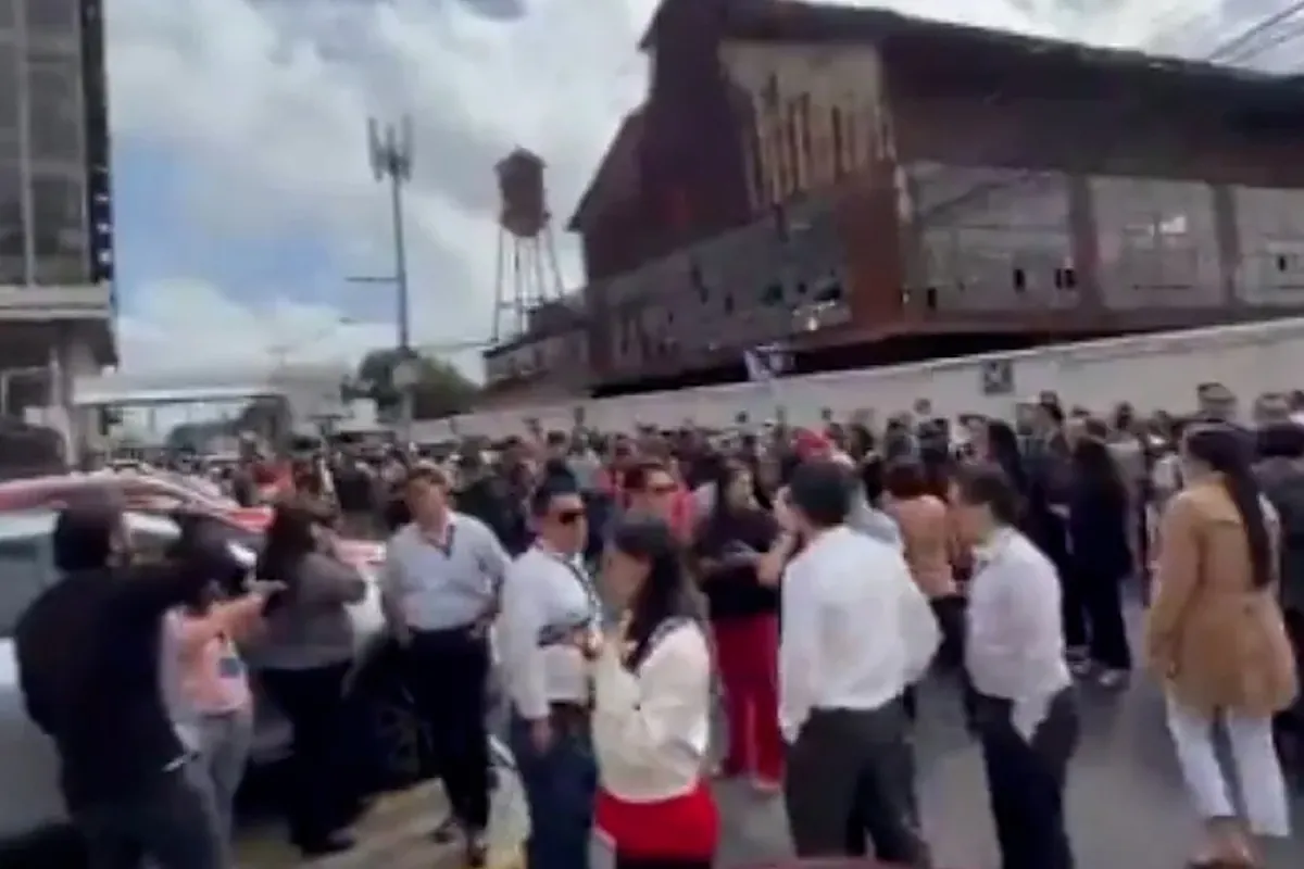 Alerta de tsunami tras un terremoto de 7,4 que ha sacudido Puerto Madero y la costa del estado de Chiapas (México)