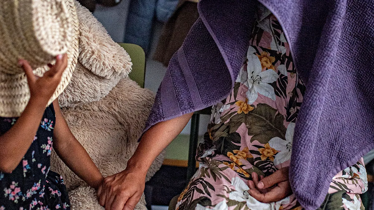 Linda y el hombre que la espera en Marruecos: "Te van a echar de España y te estaré esperando para quitarte la vida y quedarme con tu hija"